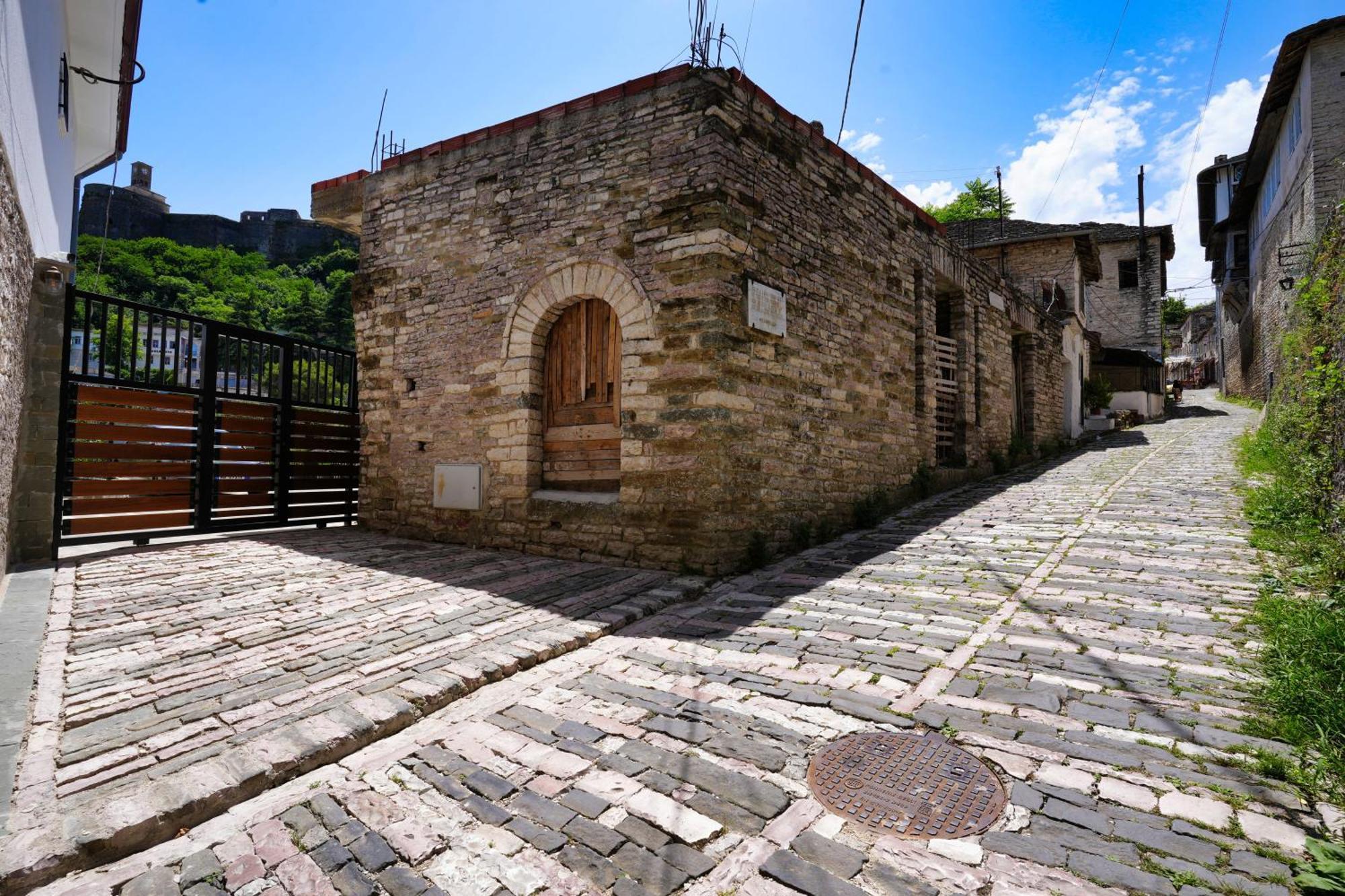 Castlefront Villa Gjirokastër Eksteriør bilde